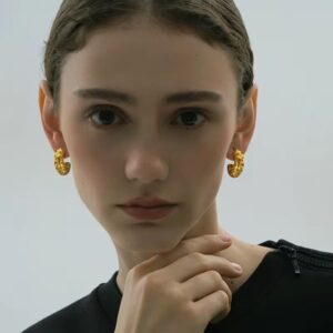 ATE1002_Balencia_hoop_studs