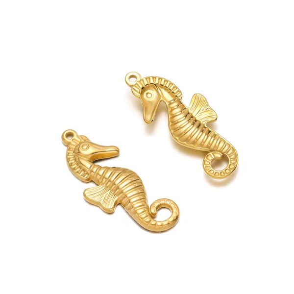 Sea horse ocean charm