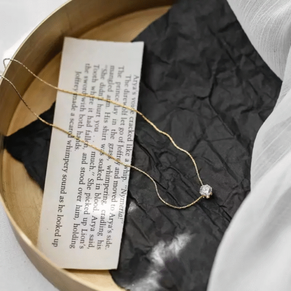 Solitare round necklace - Image 2