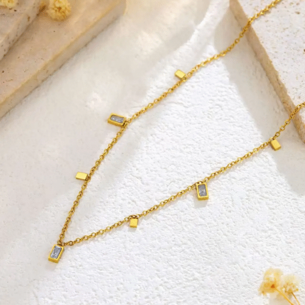 Tassel white diamond necklace Rectangle