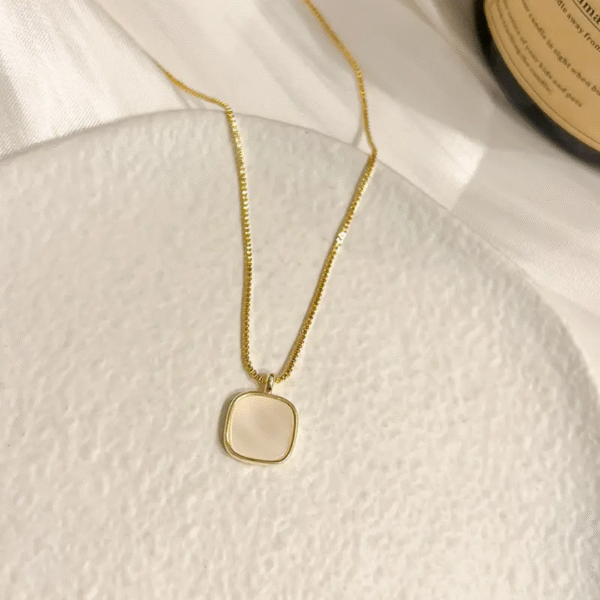 Pearl Shell necklace - Image 3