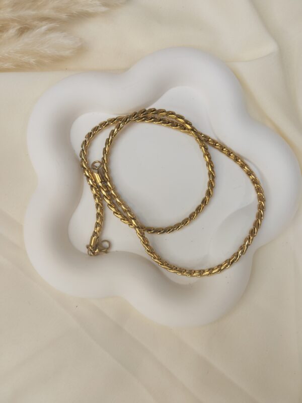 Thick rope chain